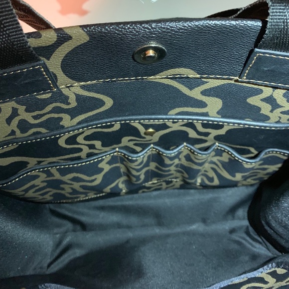 Sac à Dos Bandoulière Tous 'Kaos' Vintage - Motif Ours Abstract Noir Et Blanc - Occasion
